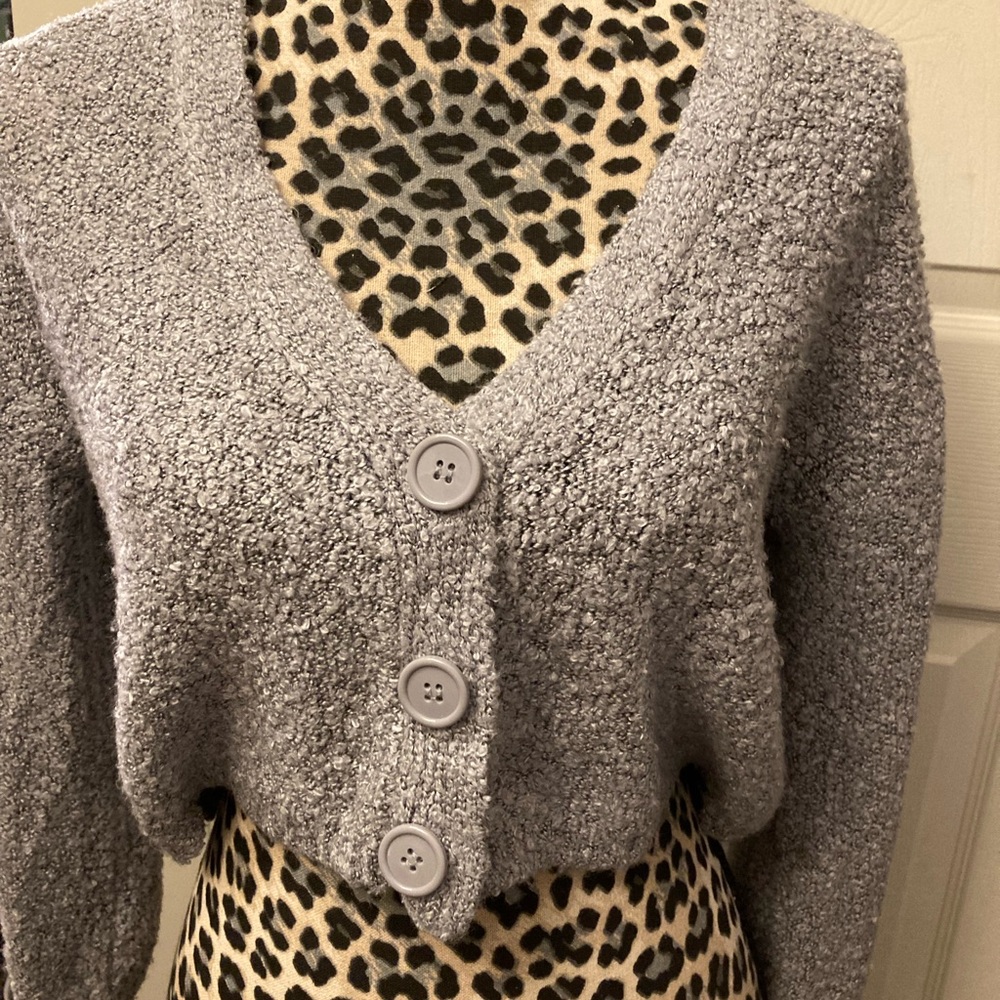 Gray cropped cardigan